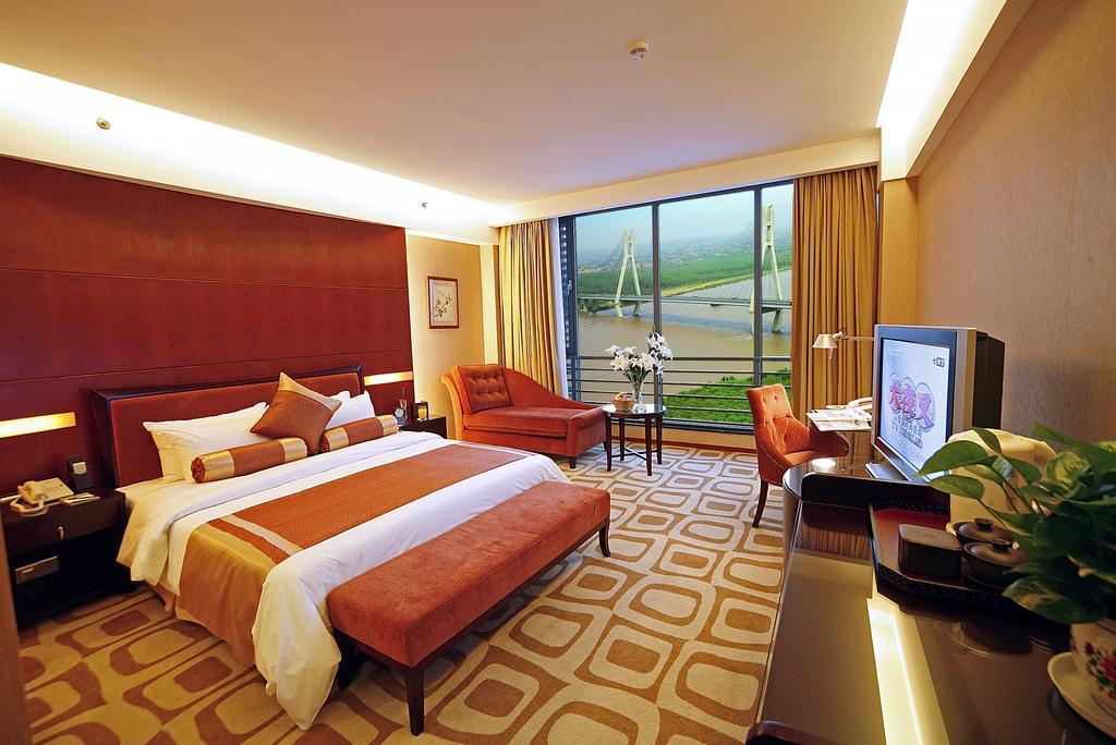Runyang Huanlong Hotel Zhenjiang (Jiangsu) Exterior foto